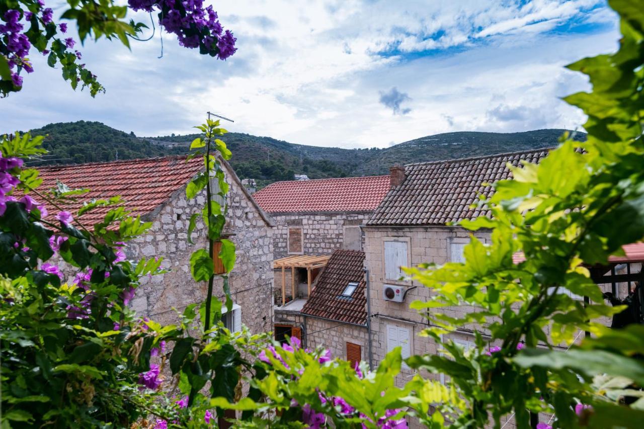 B&B Villa Vis Exterior photo